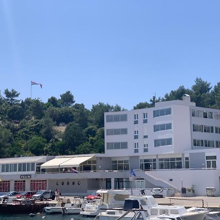 Hotel Tolero Ploce  Ngoại thất bức ảnh