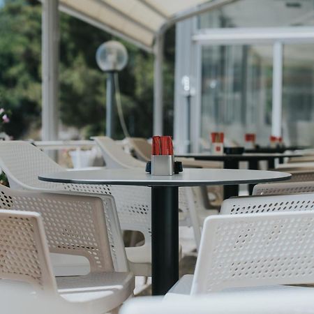 Hotel Tolero Ploce  Ngoại thất bức ảnh