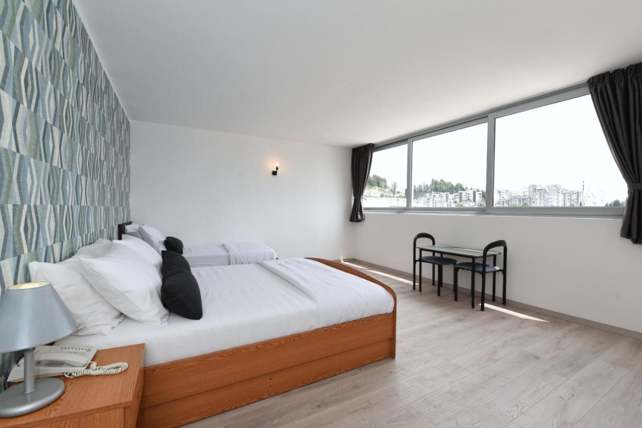 Hotel Tolero Ploce  Ngoại thất bức ảnh