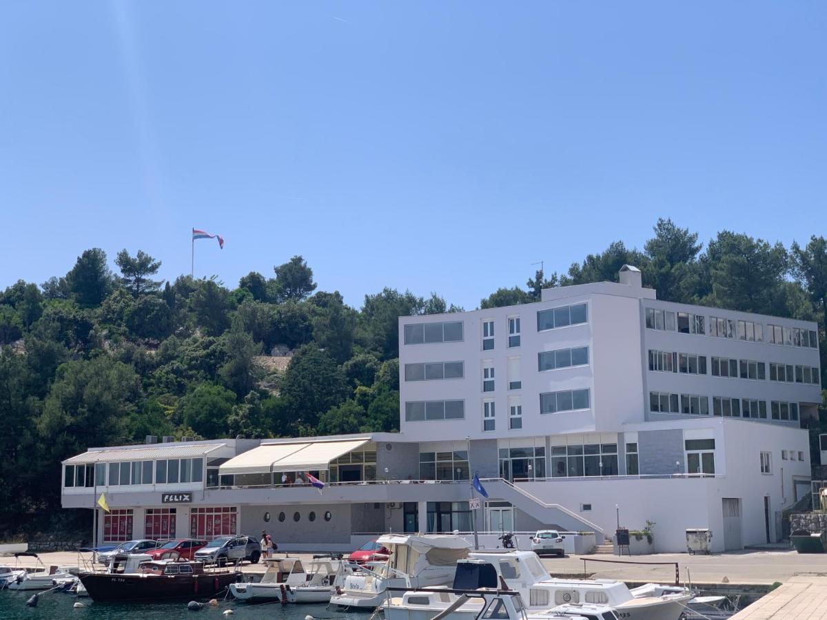 Hotel Tolero Ploce  Ngoại thất bức ảnh